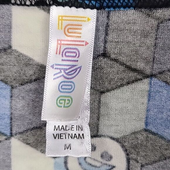 NWT LuLaRoe Disney Frozen Snowgies Snowman Swing Tee Blue Holiday Winter Top - Picture 6 of 12